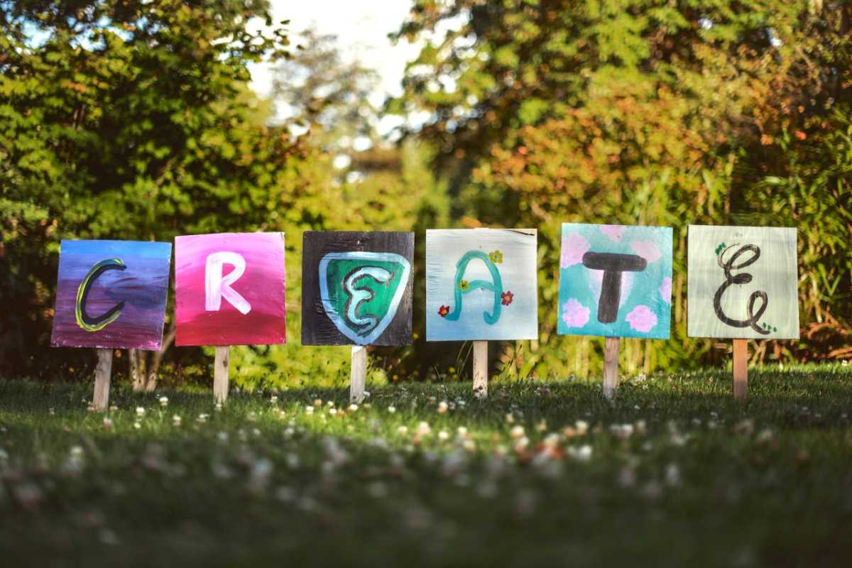 Why Creative Chaos Beats Strict Order for New Ideas